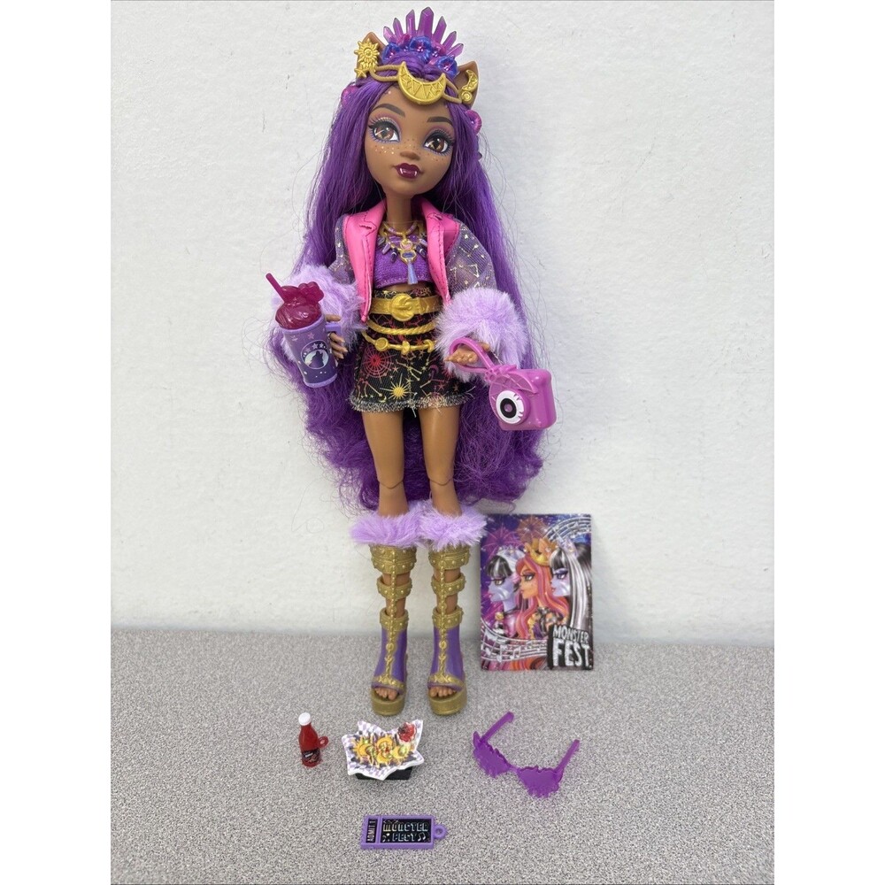 Monster High Clawdeen Wolf Doll Music Festival Outfit, Poster, Accessories